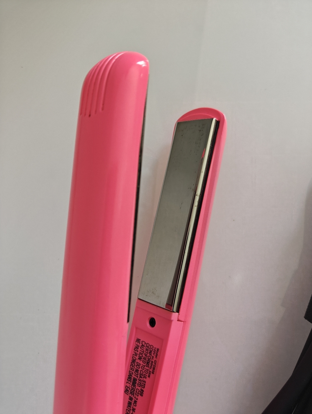 CHI DEEP BRILLANCE FLAT IRON - Picture 5 of 6